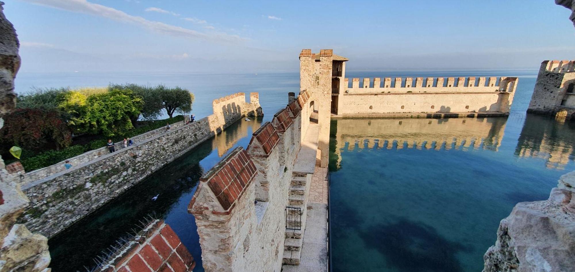 Sirmione4U - Domus By The Castle 아파트 외부 사진