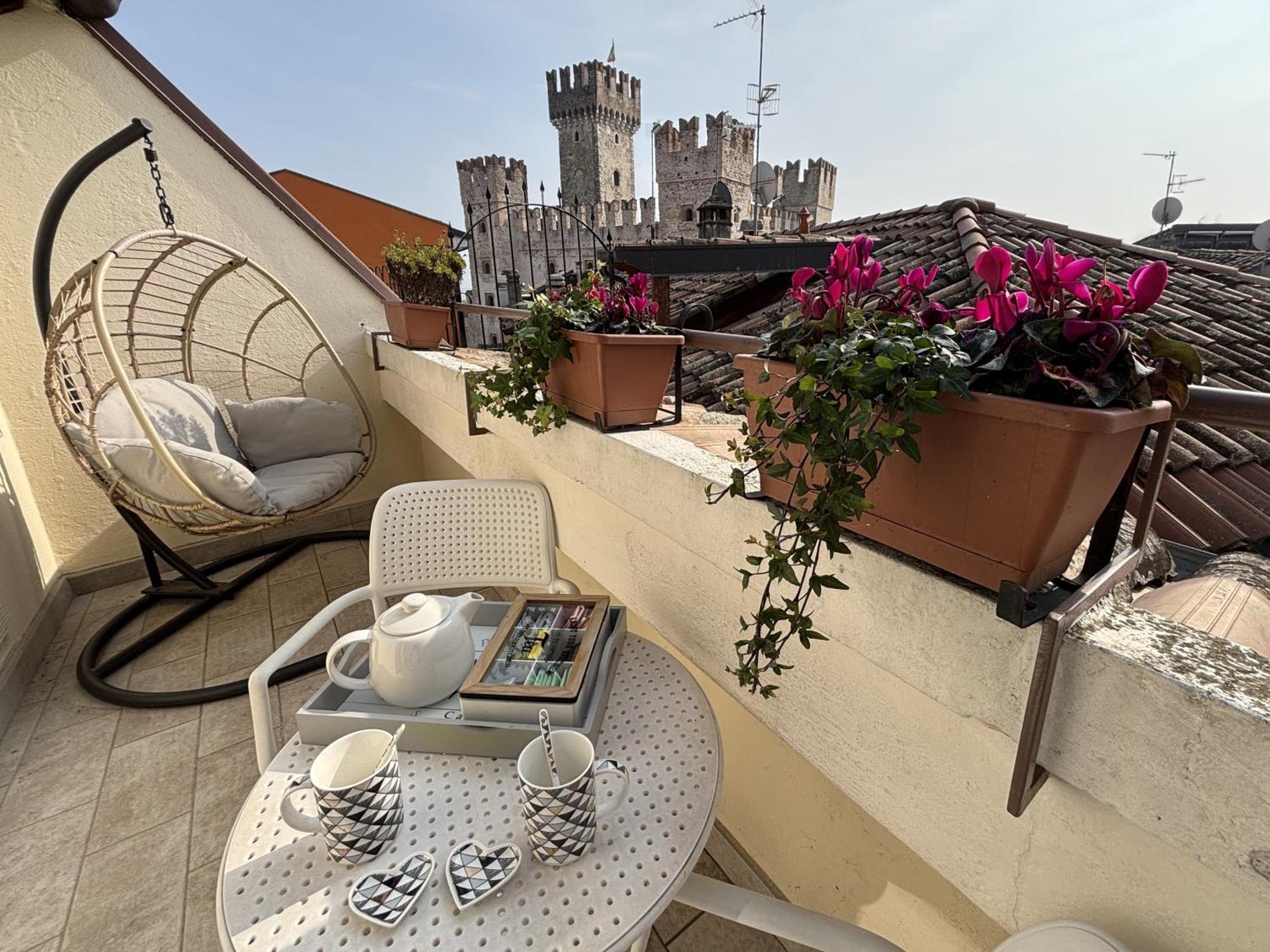 Sirmione4U - Domus By The Castle 아파트 외부 사진